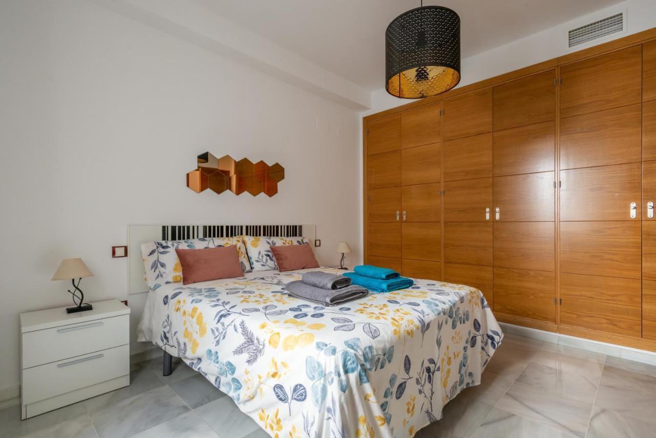 First Floor Near Macarena Church Seville Exterior photo