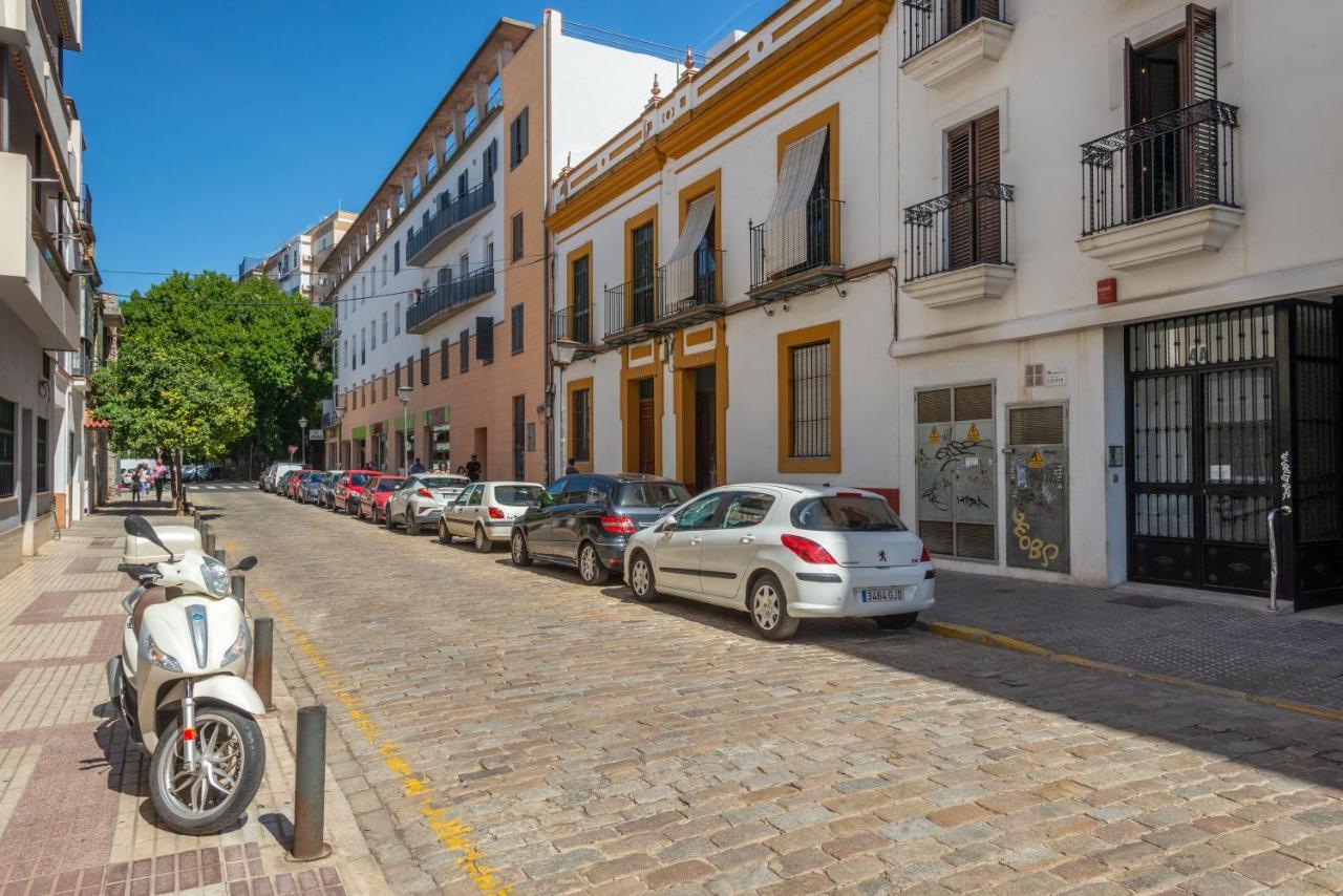 First Floor Near Macarena Church Seville Exterior photo